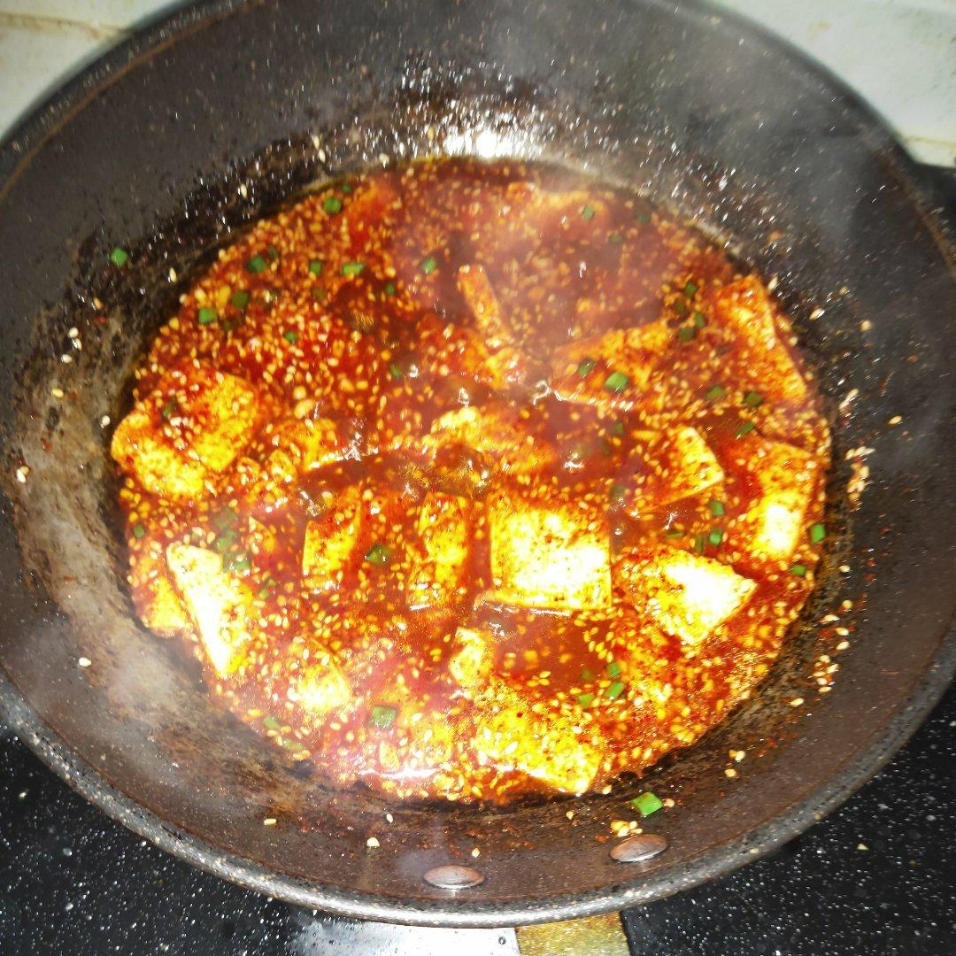 铁板烧烤风味的香辣煎豆腐
