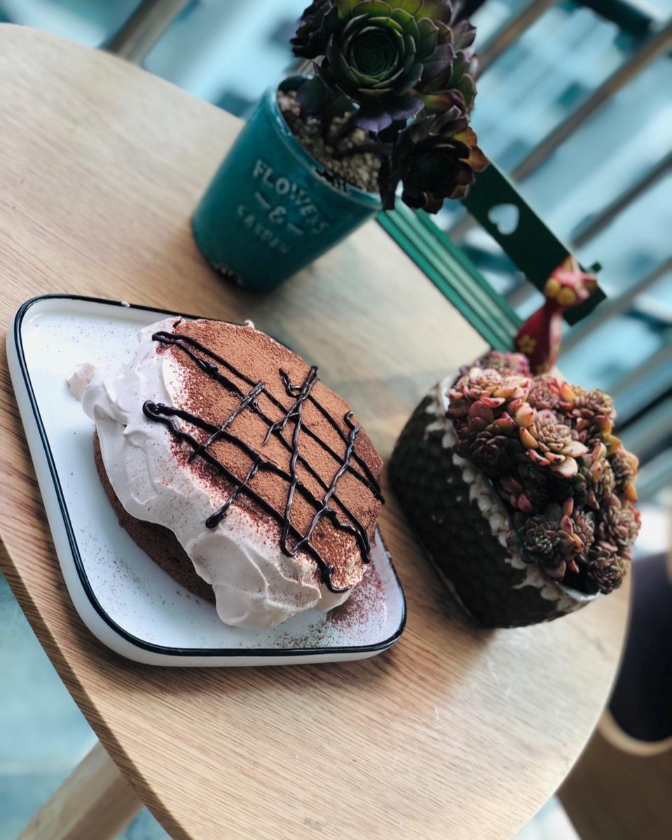 #视频教程#有灵魂的脏脏蛋糕，戚风生涯的巅峰之作，劣狐狐烘焙