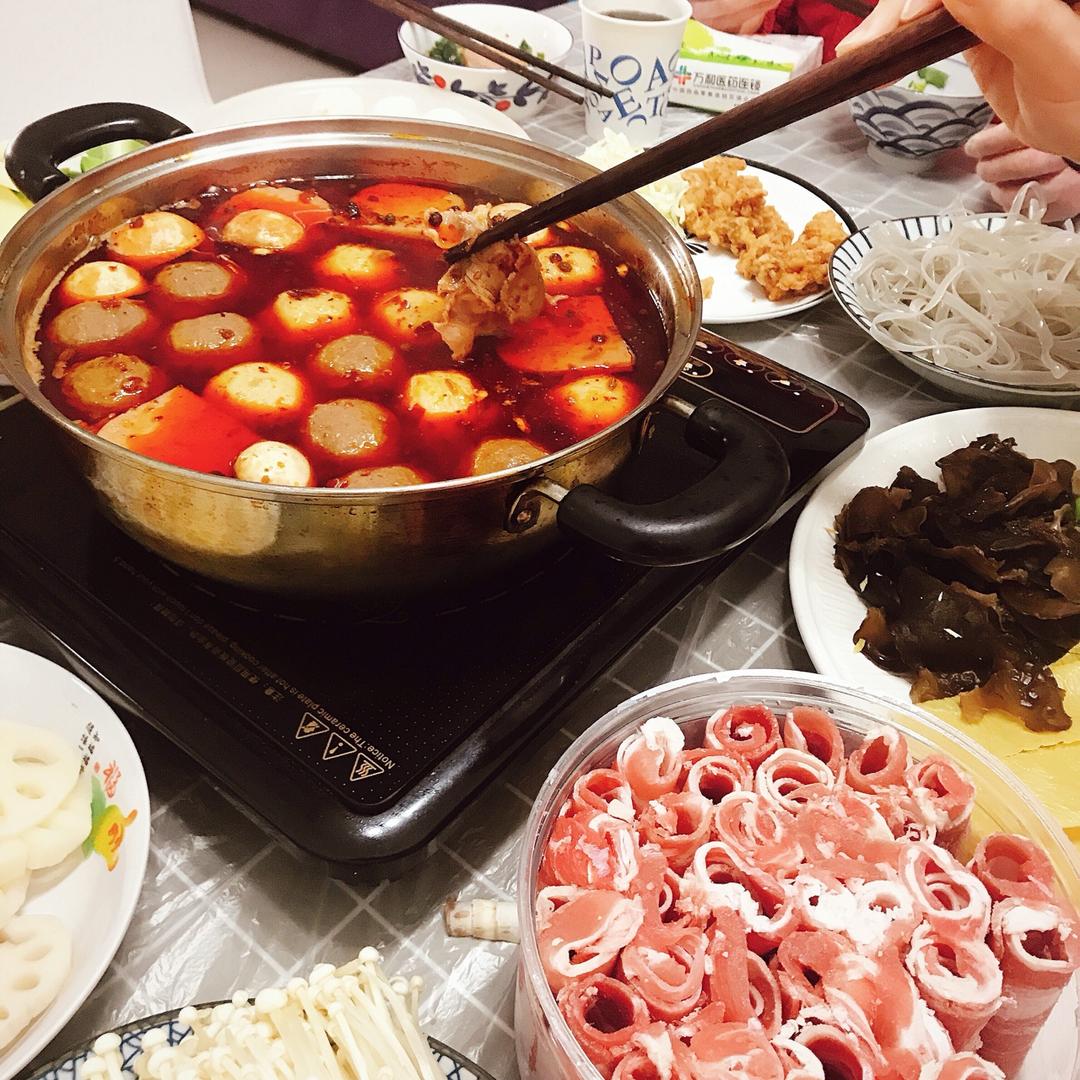 陈小ming做的家庭火锅