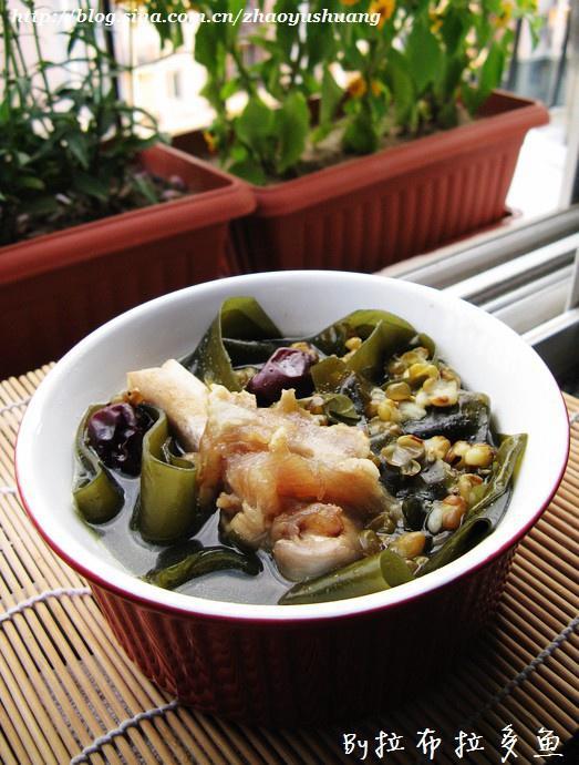 海带绿豆大骨汤的做法