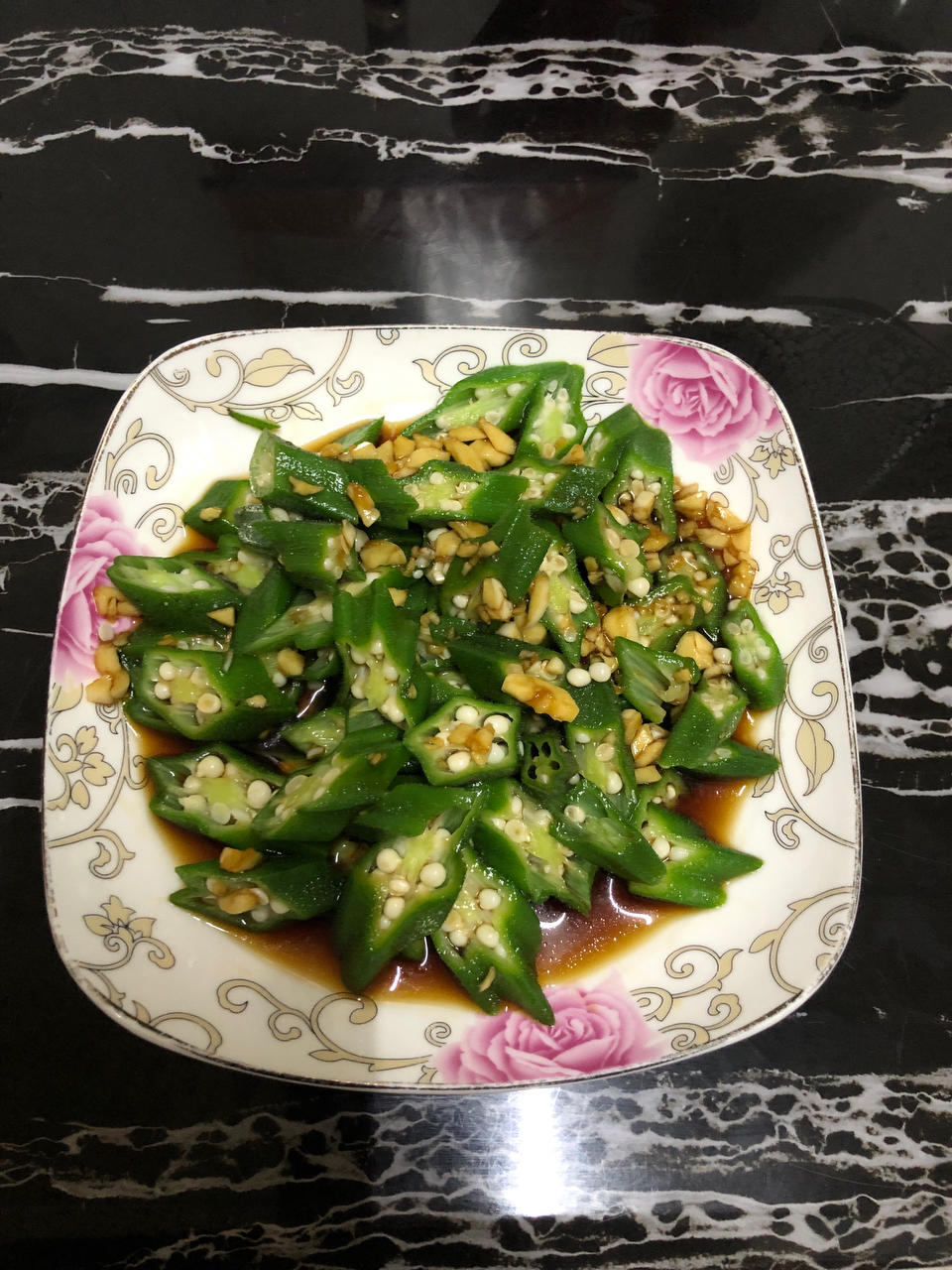 白灼秋葵