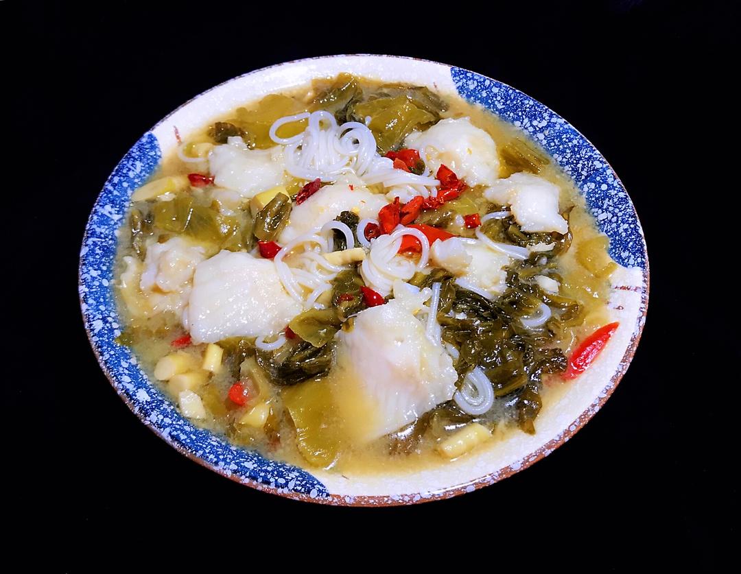 元宝麻麻的厨房做的酸菜巴沙鱼米粉