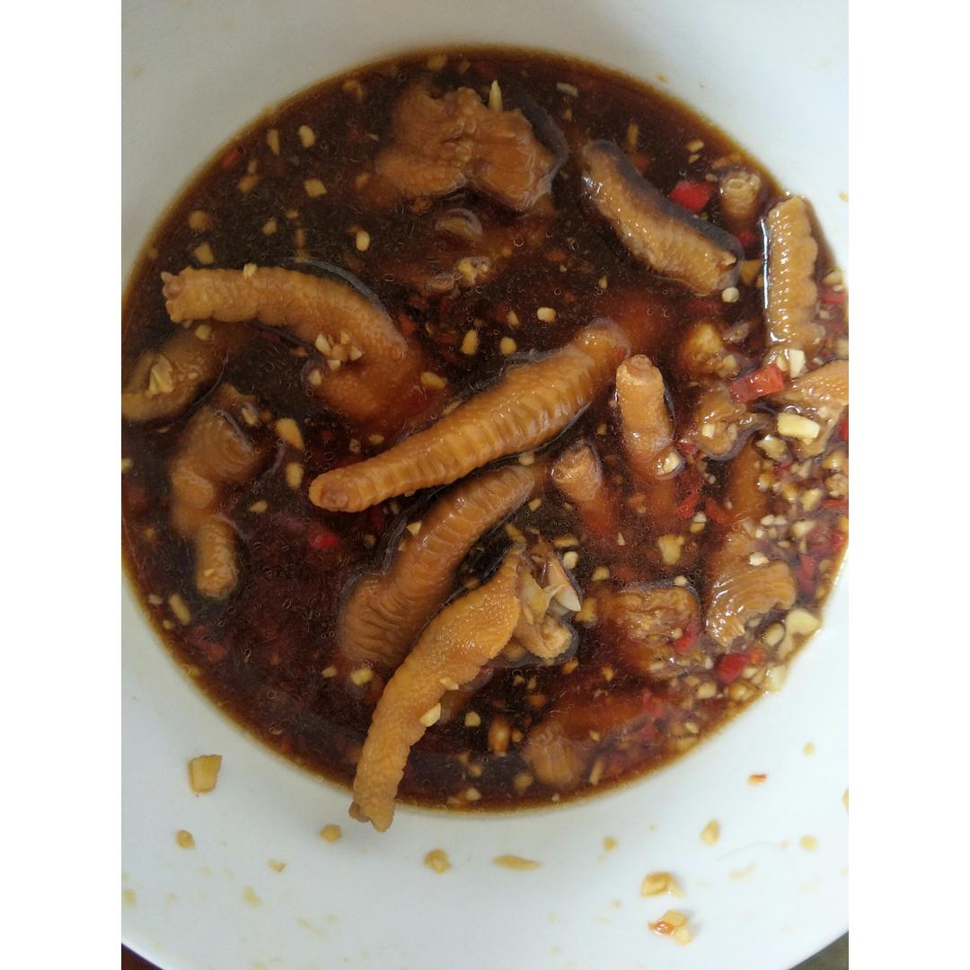 香辣蒜香凉拌爽脆鸡脚