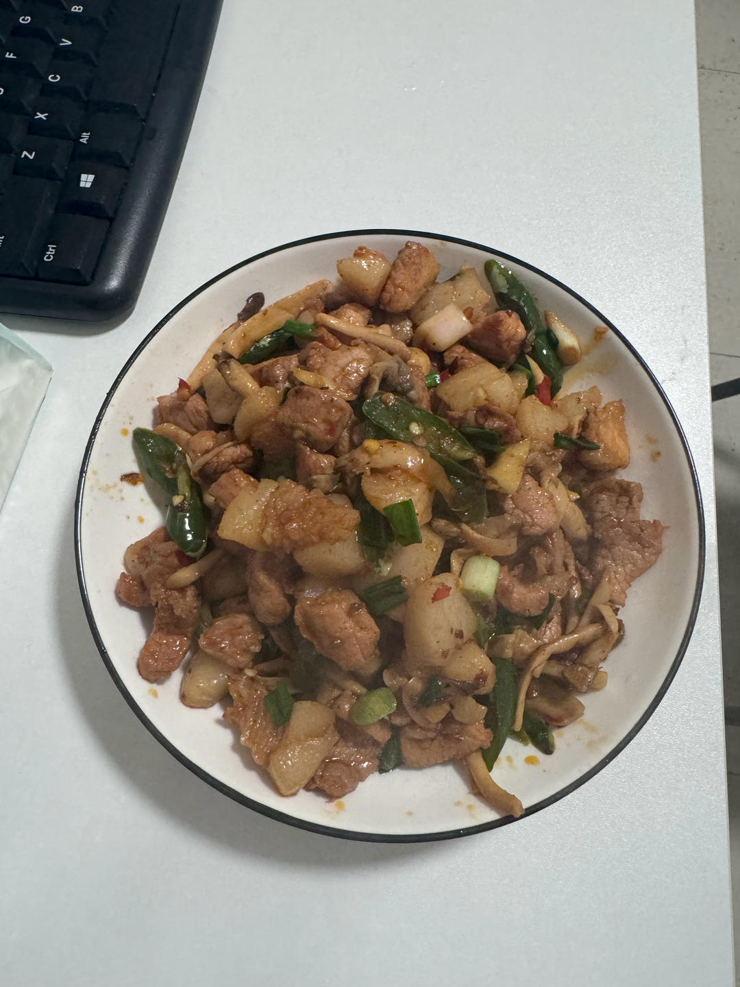 平菇炒肉