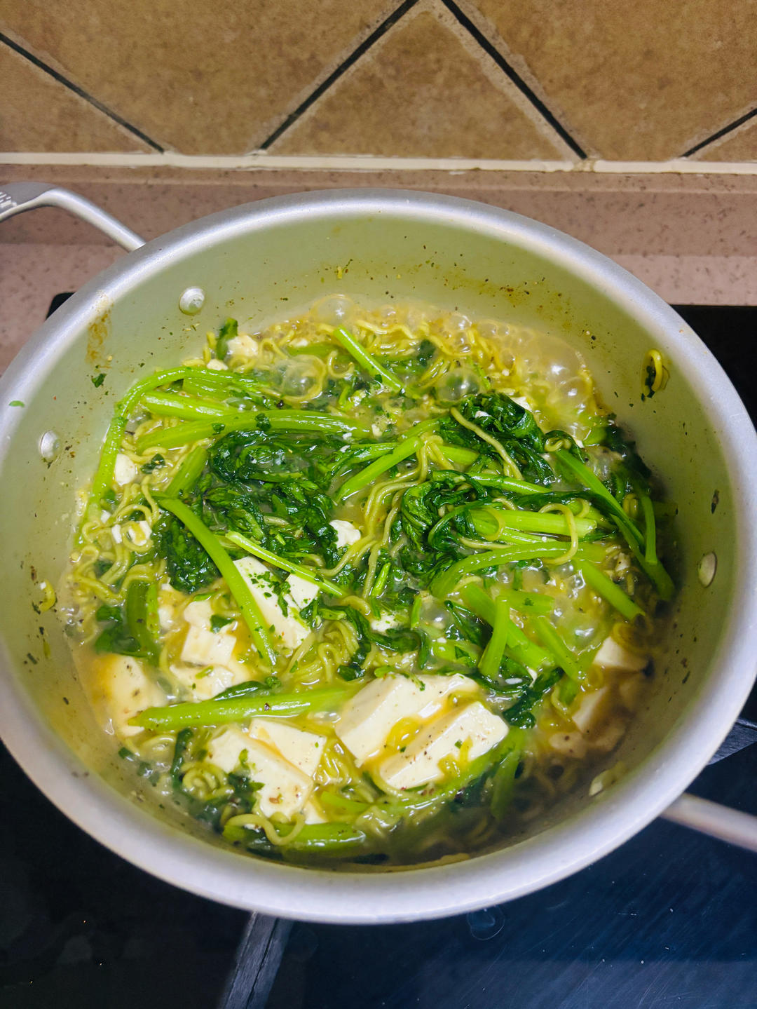 一款简单的健康菜—茼蒿豆腐
