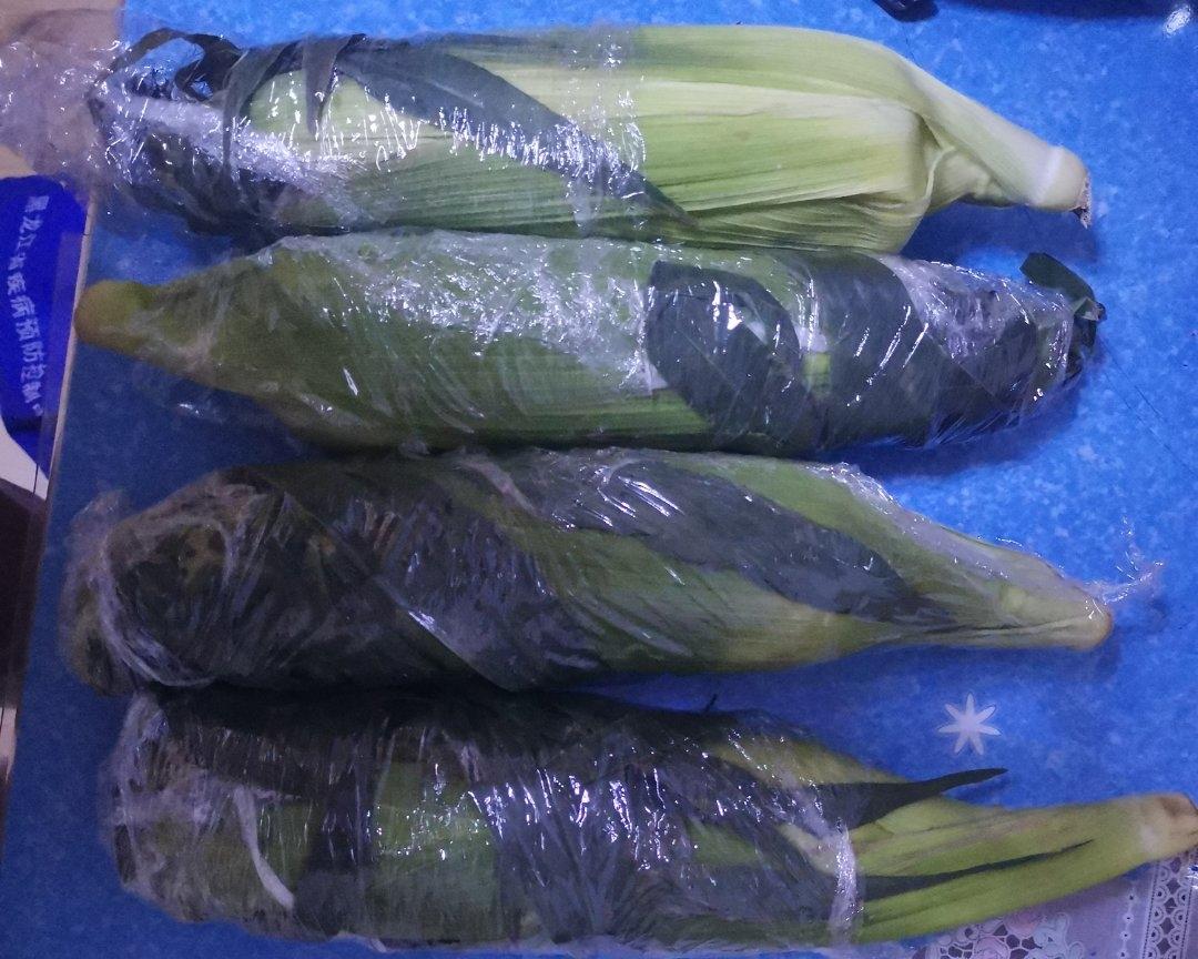 香甜玉米棒🌽的做法 步骤1