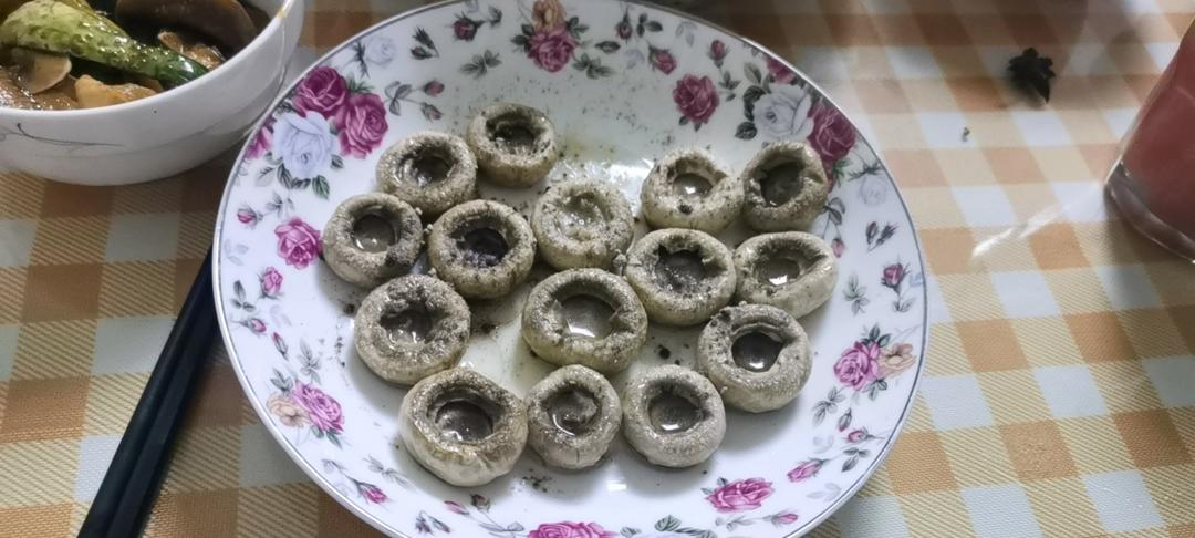 香煎口蘑  鲜的扭起来