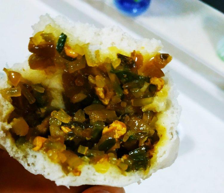 酸菜肉末粉丝包