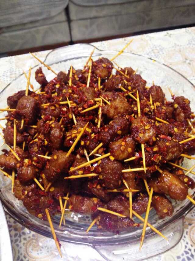 雨雨洁洁做的牙签肉