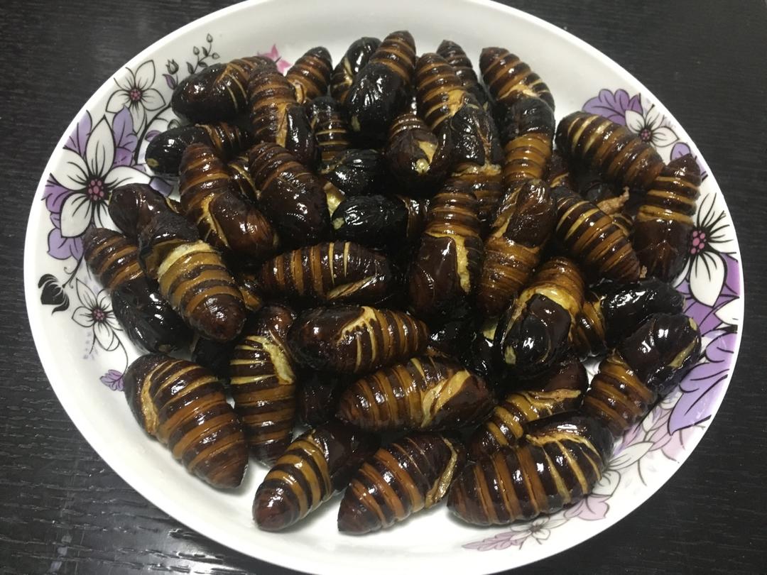 炸茧蛹【东北特色菜】