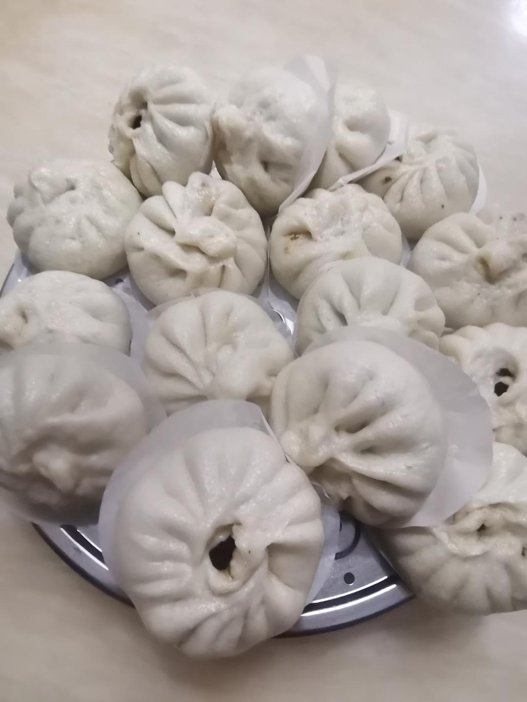梅干菜酱肉包