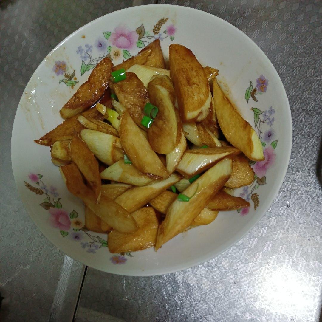 油焖茭白