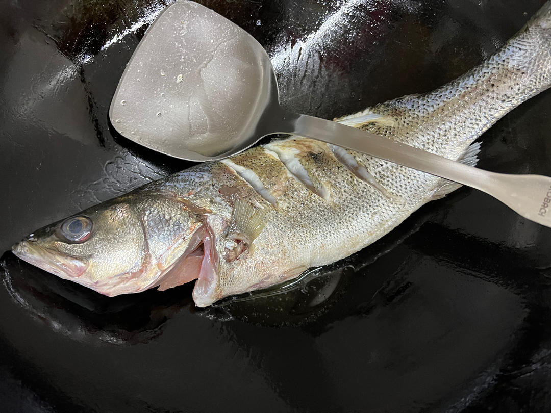 酸辣豆花鱼【4月北鼎珐琅锅食谱】
