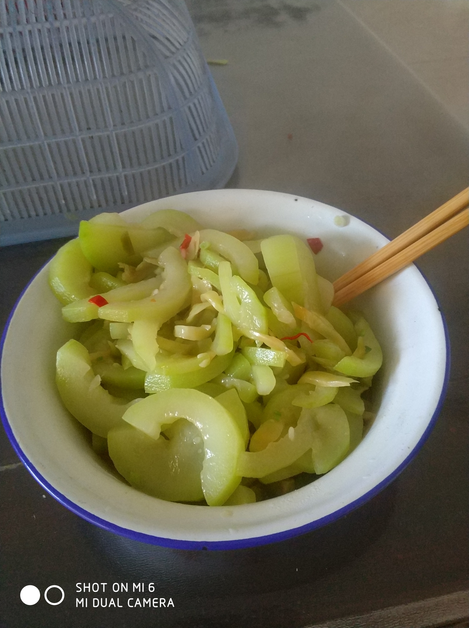 葫芦瓜炒榨菜的做法 步骤1