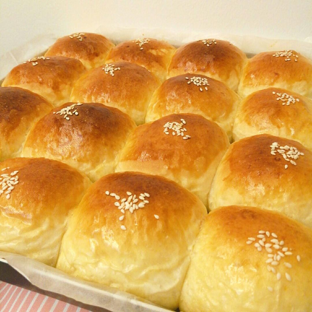鲜奶油小餐包（一次发酵）