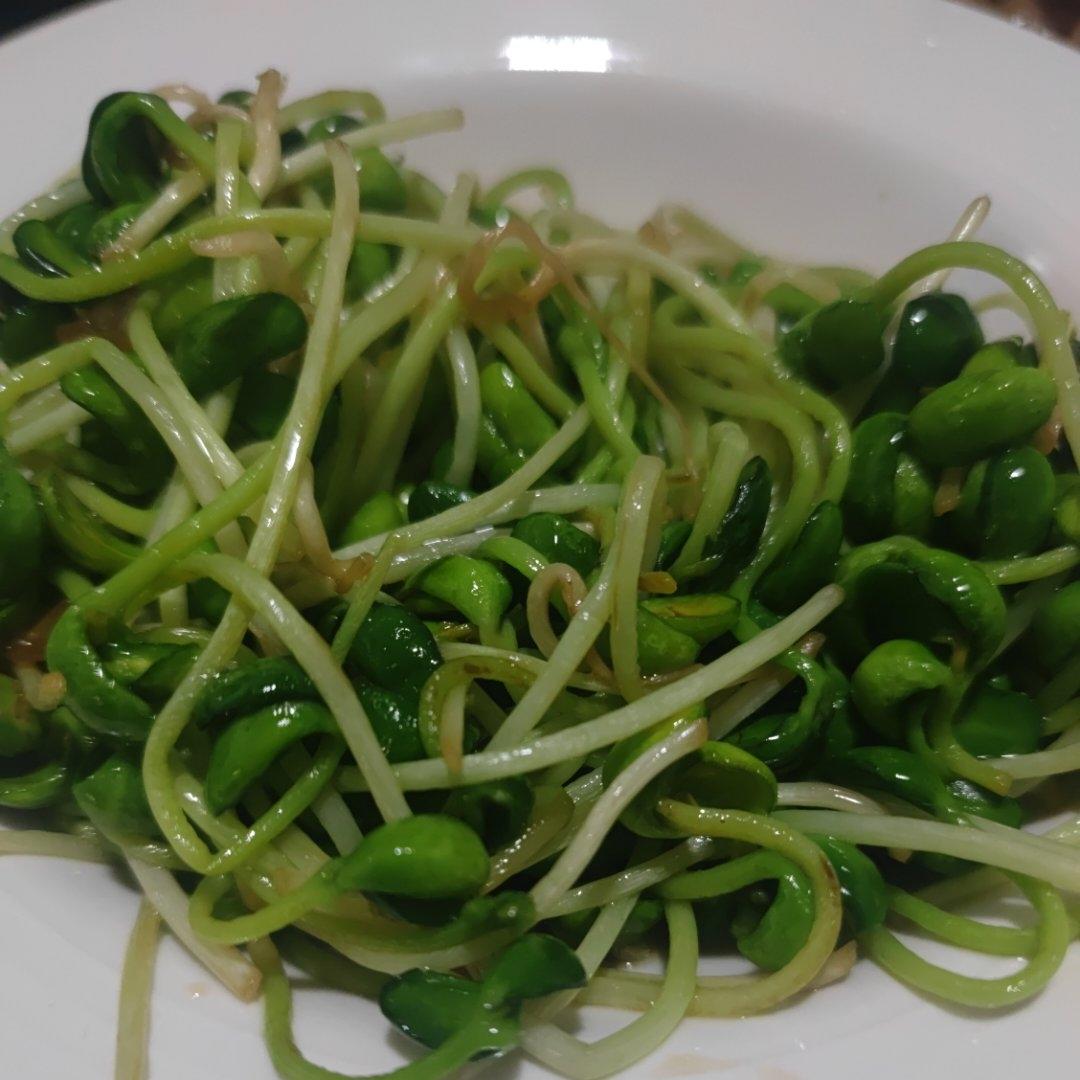 清炒黑豆苗（微辣）