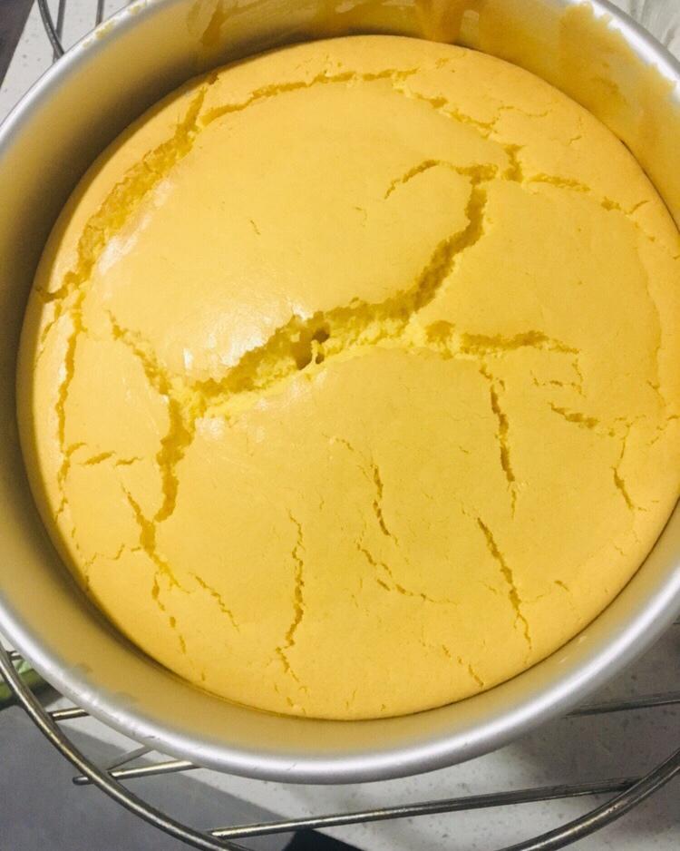 烤箱做蛋糕（戚风蛋糕的做法）