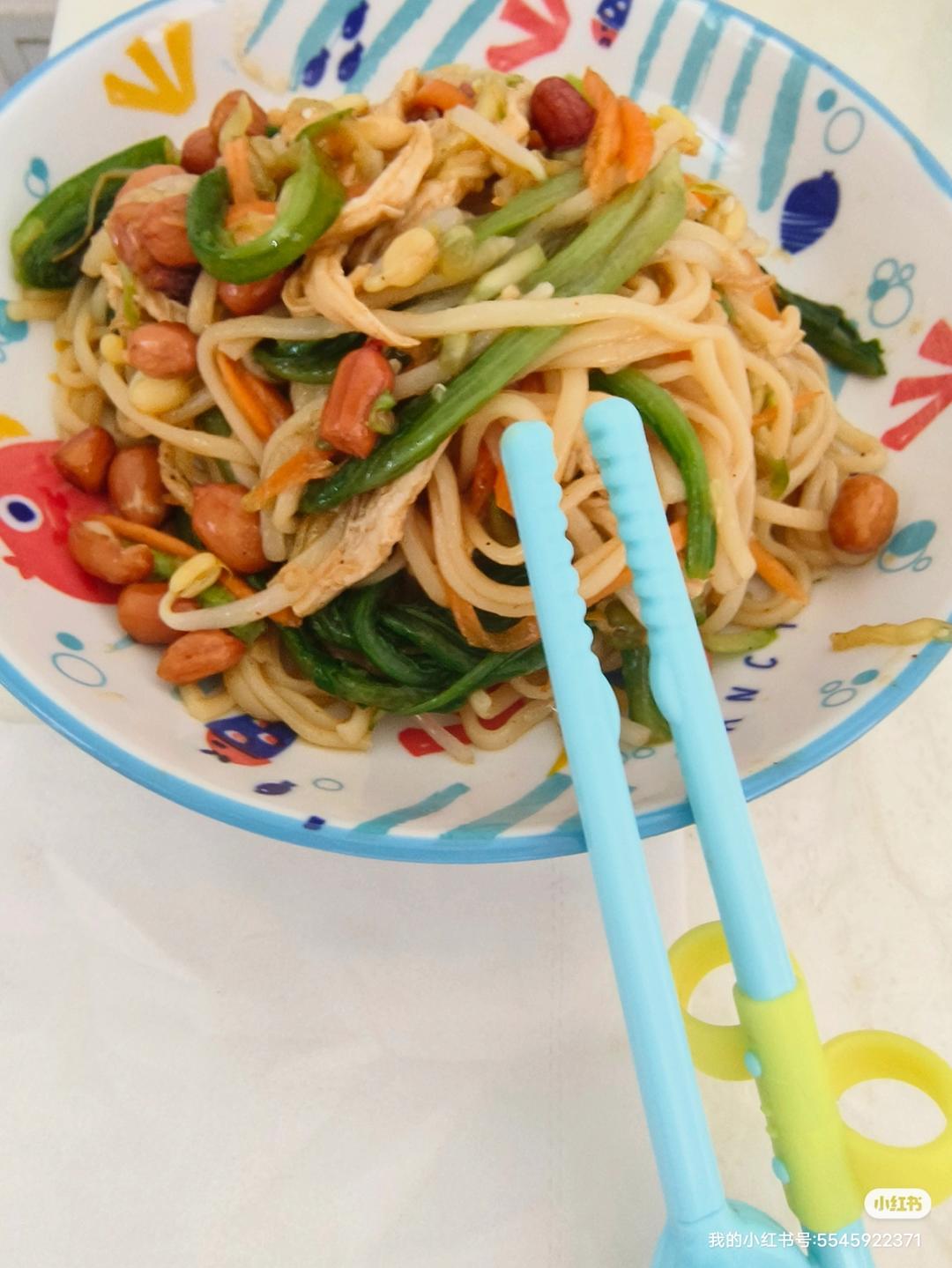 🥒鸡丝凉面