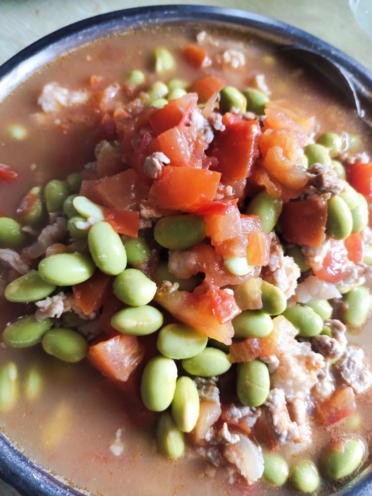 电饭锅版毛豆肉末煮番茄的做法