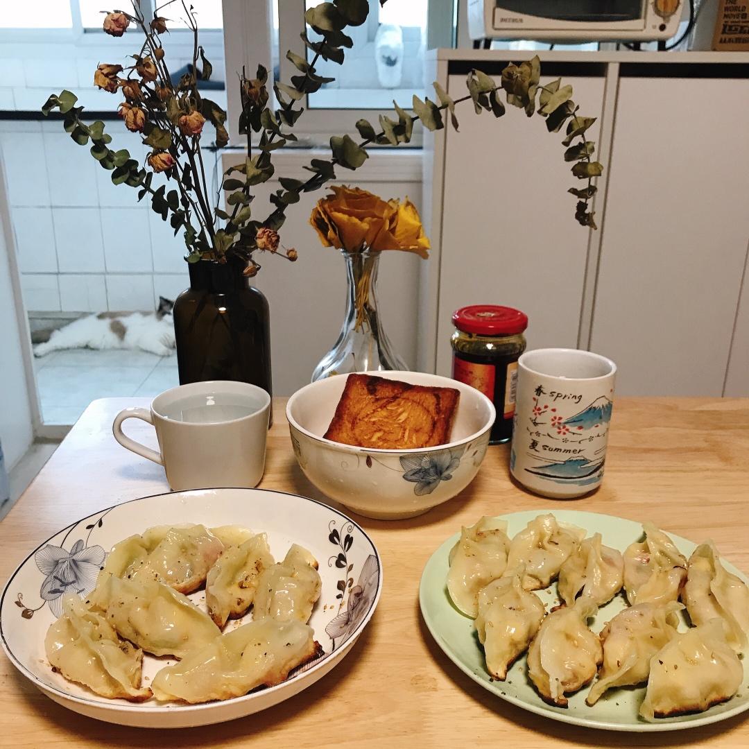 早餐饼这样做，老公孩子都爱吃😋5分钟搞定！