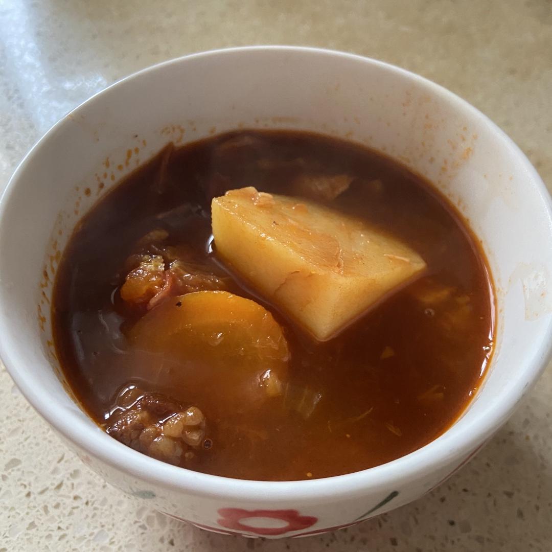 番茄土豆炖牛腩