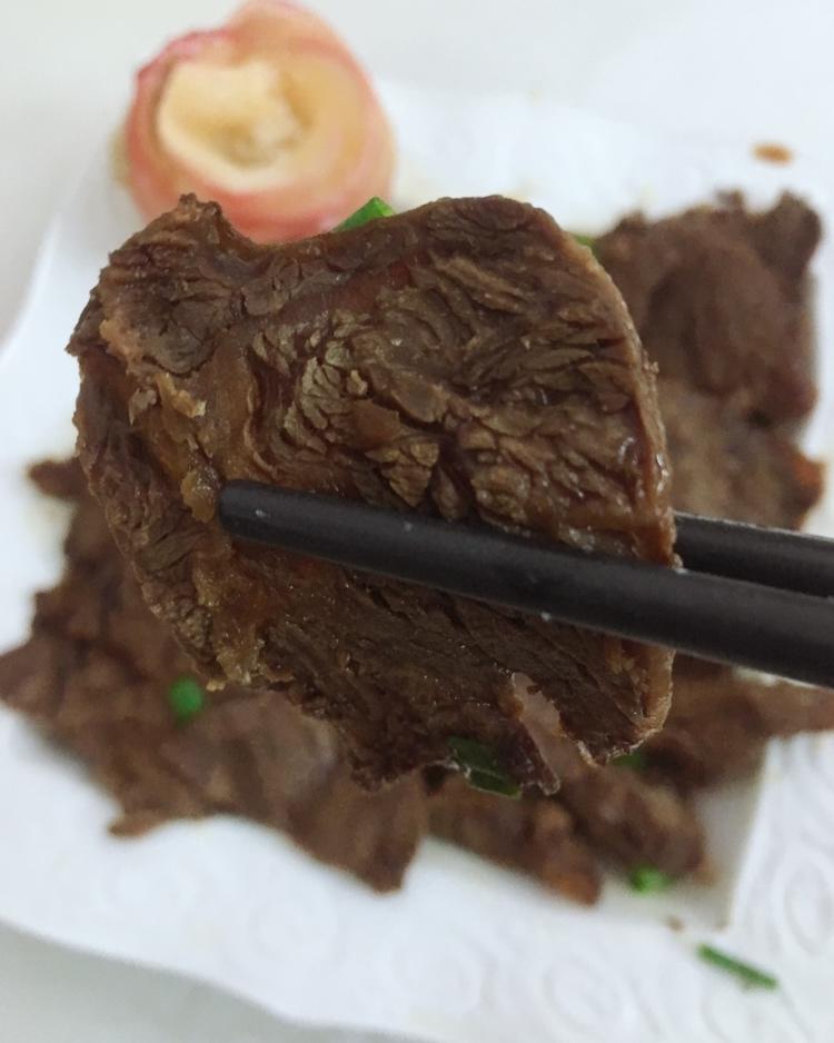 卤牛肉