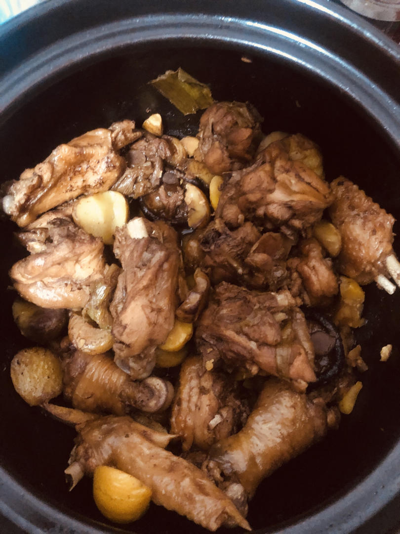 栗子焖鸡￨汁浓味郁、软糯入味