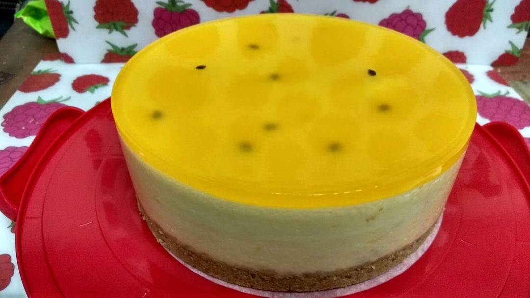 Bakingpie-集百种香味的水果-百香果慕斯