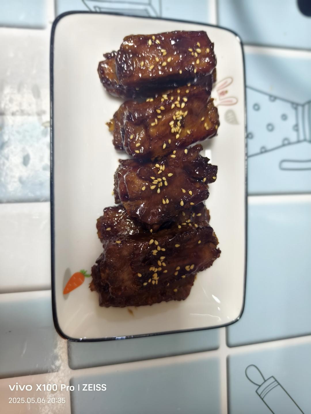 红烧排骨｜酱香浓郁