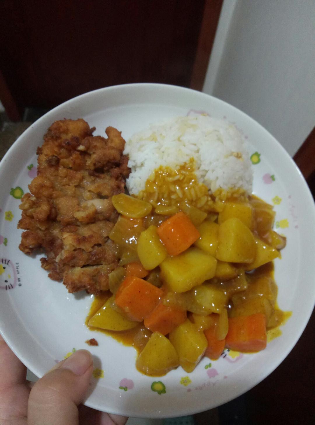 炸鸡排咖喱饭