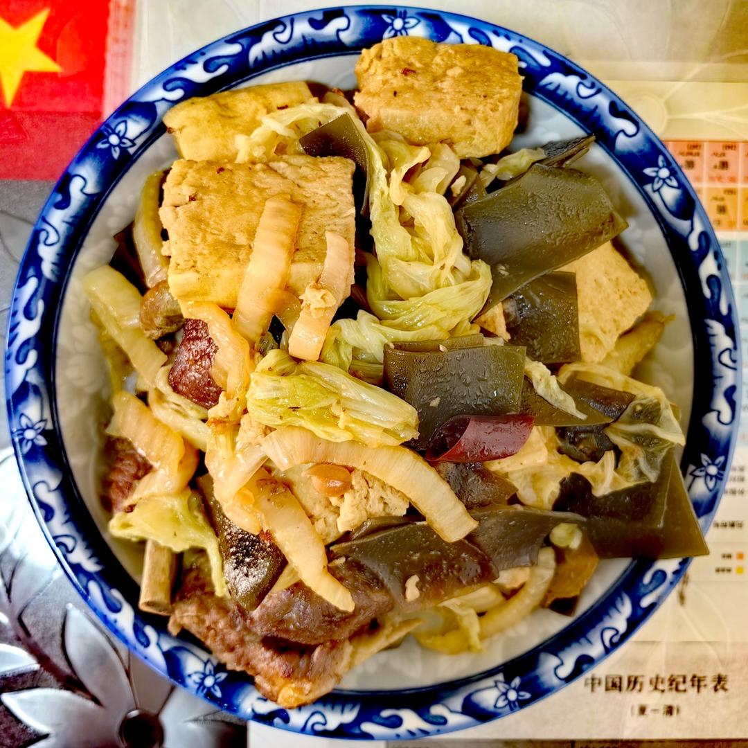 排骨炖白菜海带冻豆腐