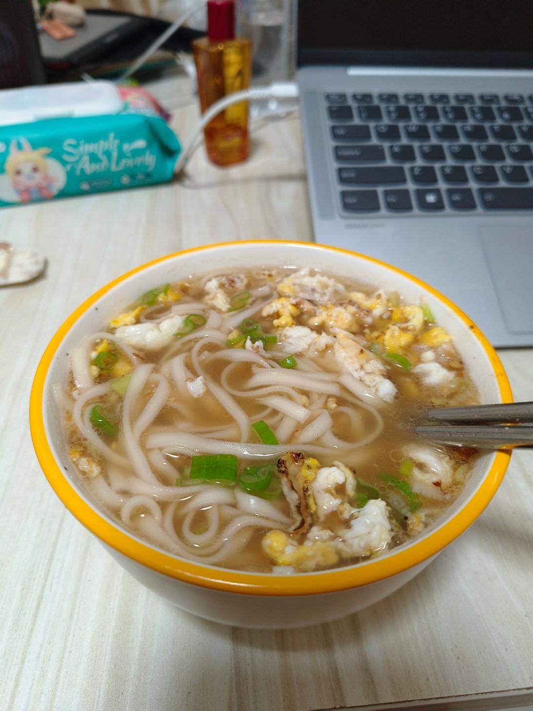 超简单的10分钟做好-热汤面