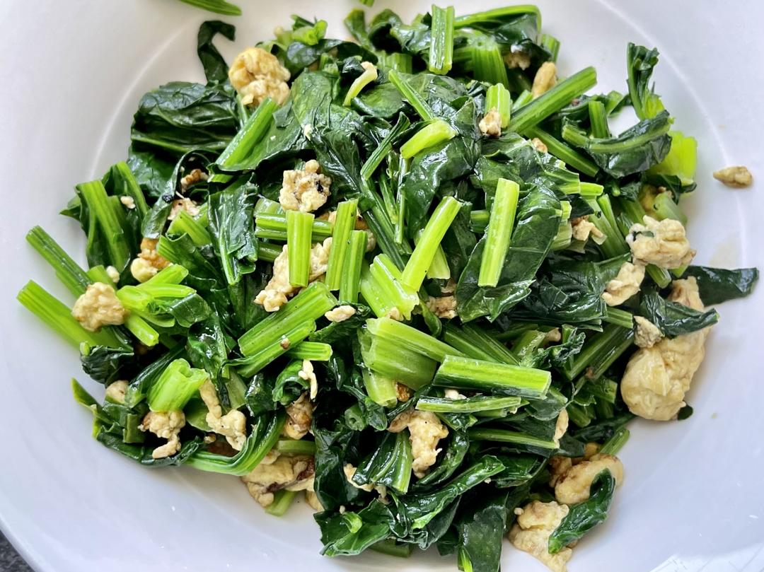 菠菜炒鸡蛋