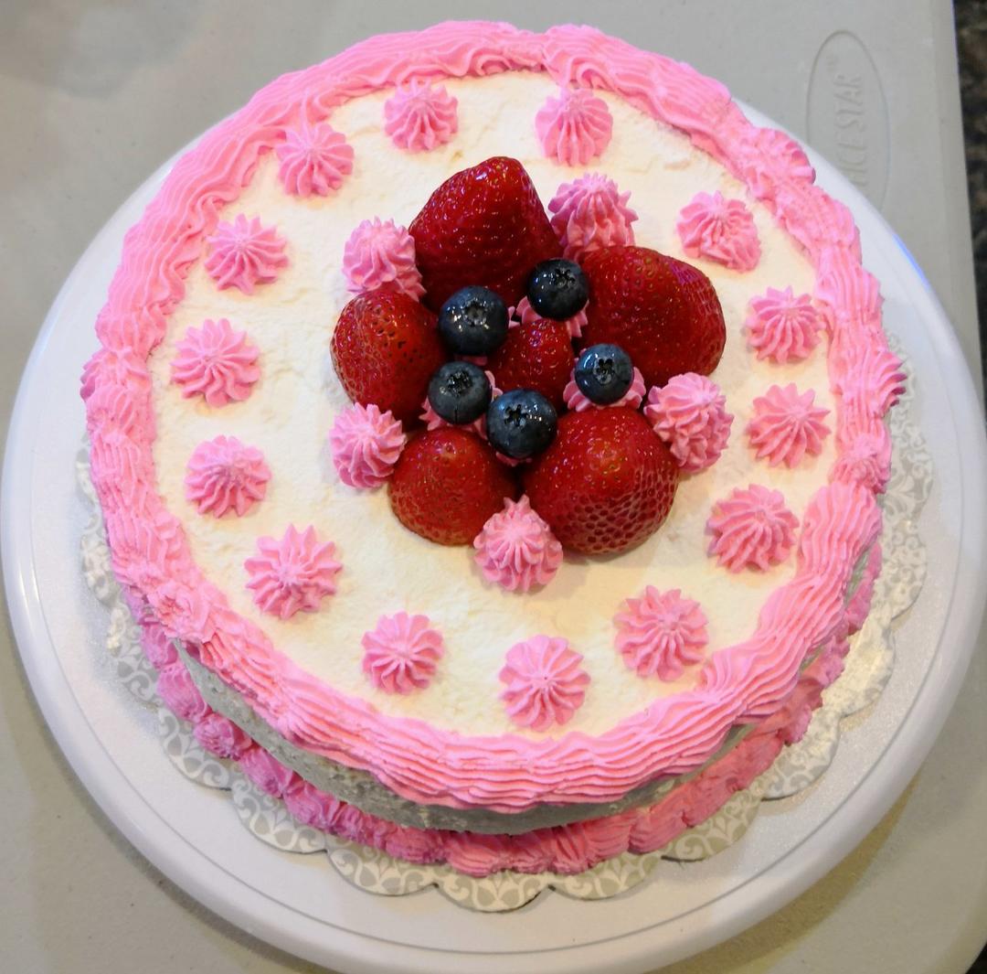 草莓奶油蛋糕/基础戚风胚，徒手脱模剖片及抹面挤花/「戚风及其衍生」烘焙视频蛋糕篇1