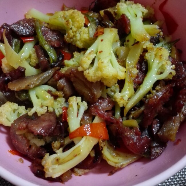 花菜炒肉片