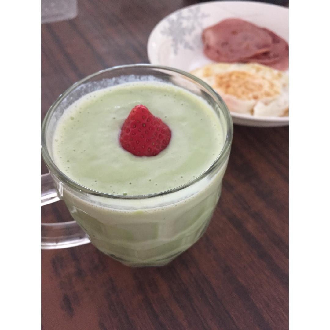 牛油果奶昔