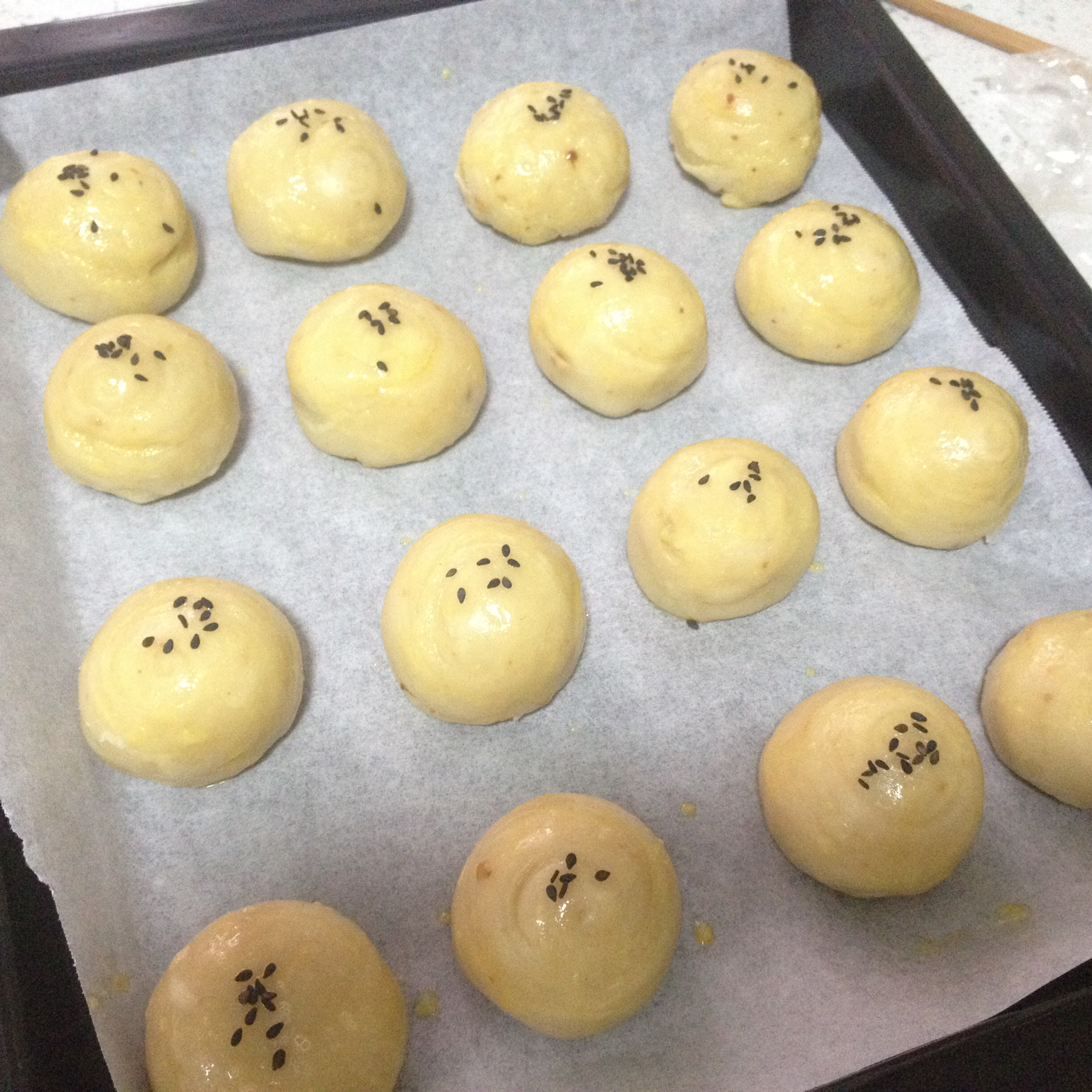 泳式鲜肉榨菜月饼