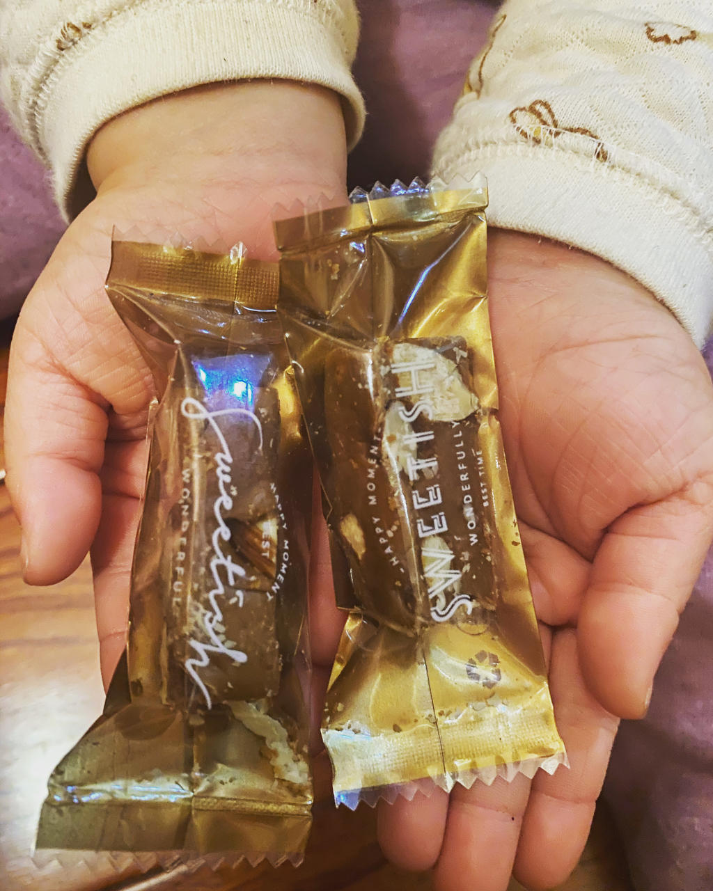 《Tinrry+》焦糖杏仁太妃糖