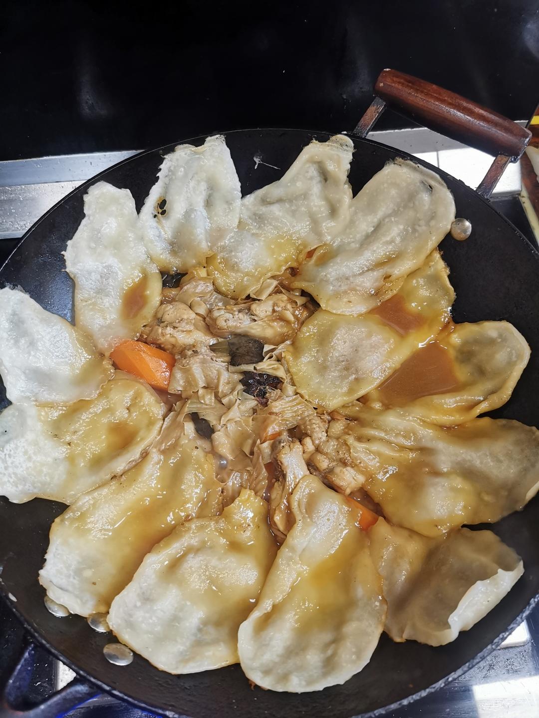 地锅鸡贴饼子