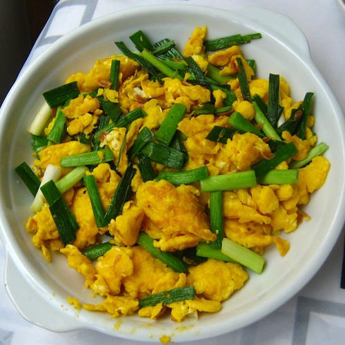 鸡蛋炒青蒜