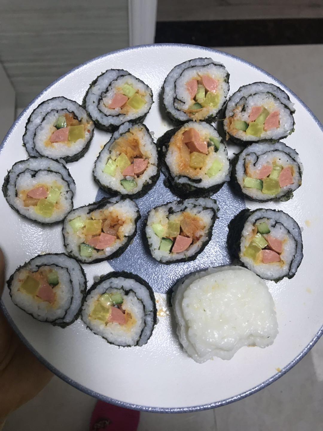 紫菜卷寿司