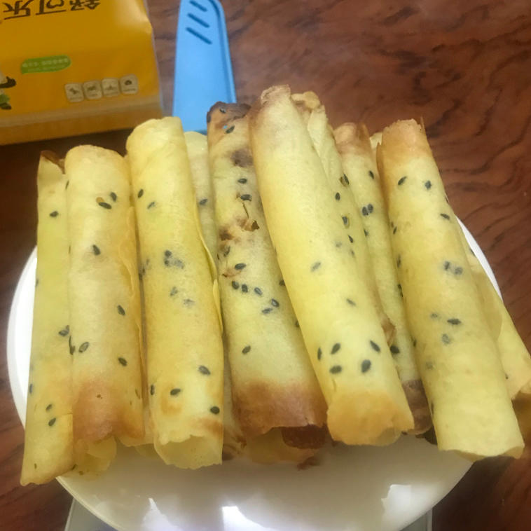 电饼铛做酥脆蛋卷傻瓜式操作超美味！！（详细讲解附自制超实用工具）