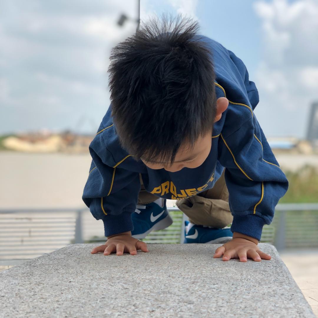 是呵呵呀