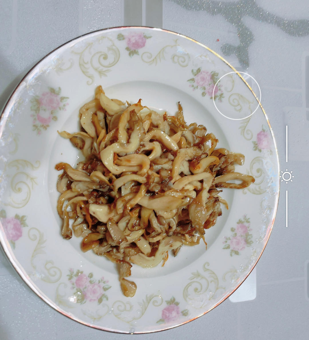 干煸平菇（有肉的味道）