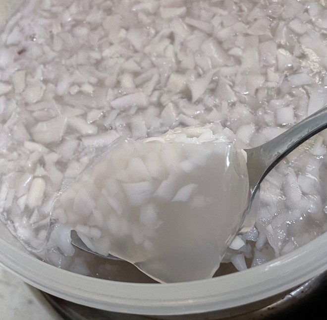 【椰子冻🥥简易版的做法步骤图,怎么做好吃】磕磕食谱_下厨房