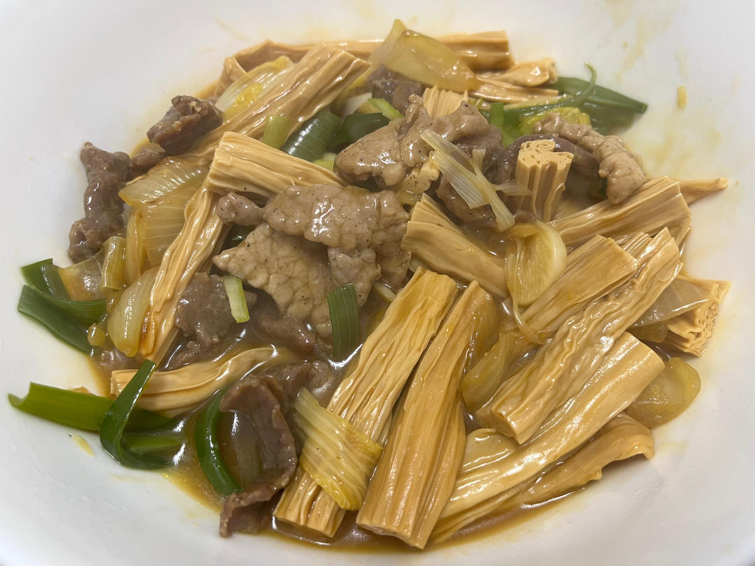 强强联手的腐竹焖牛肉