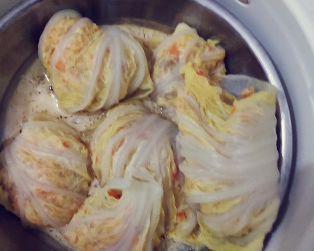 土豆鸡蛋白菜卷