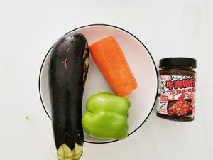 懒人必做菜之酱烧茄子胡萝卜的做法 步骤1