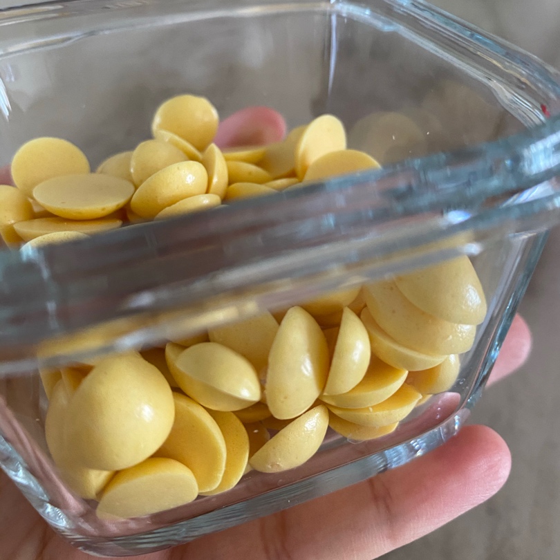 入口即化、简单易做的6个月以上宝宝都可以吃的健康小零食-蛋黄溶豆