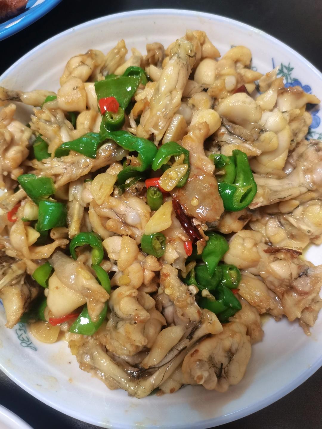家庭版干锅牛蛙